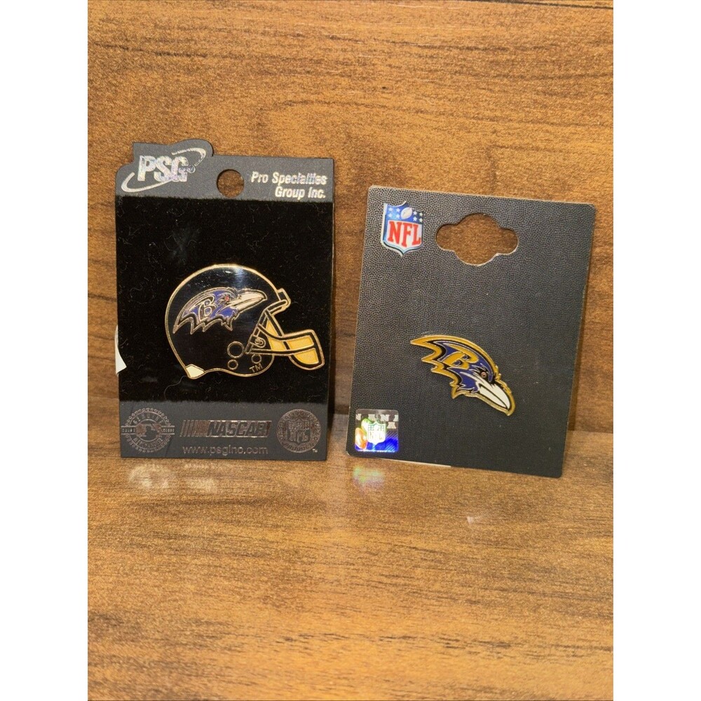 2-BALTIMORE RAVENS HELMET COLLECTOR PINS- NEW-WINCRAFT